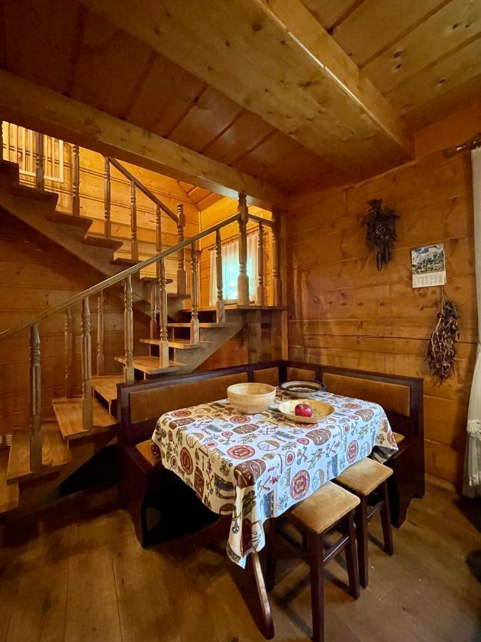 Vila Dom Z Bali Przy Szlaku Kasina Wielka Exteriér fotografie